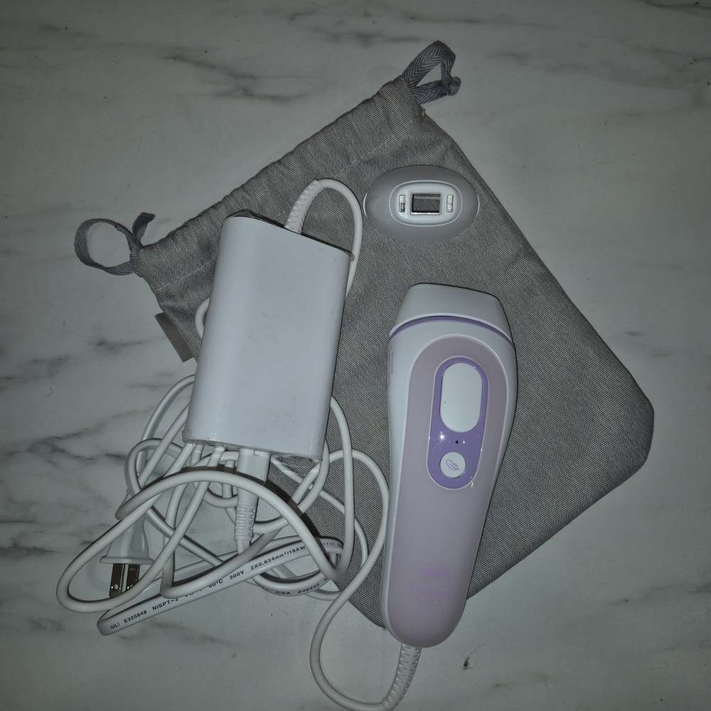 Silk'n Purple & White At-Home Hair Removal Device